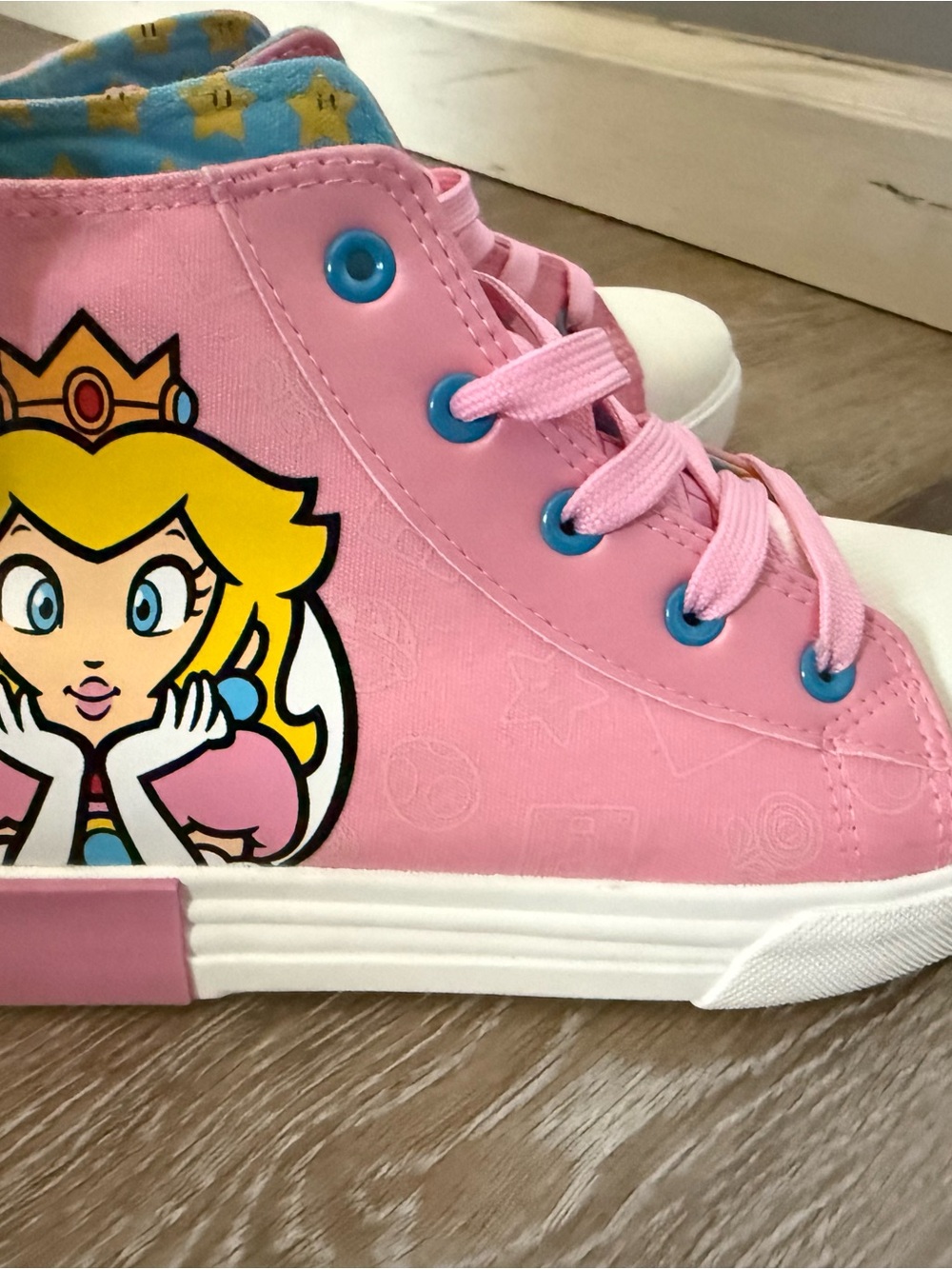 Nintendo Blue Star-Print High-Top Sneakers